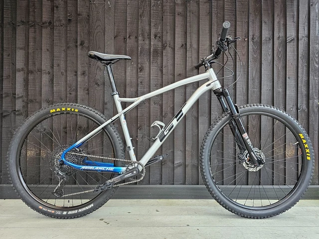 GT AVALANCHE EXPERT 2020 medium 450.00 PicClick UK