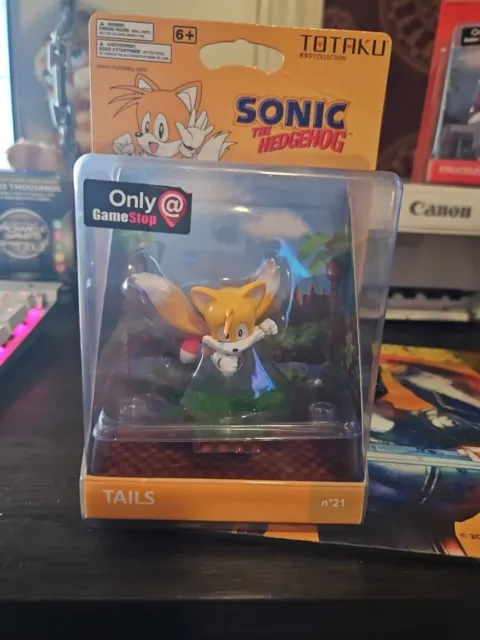 Sonic the Hedgehog TOTAKU Collection Miles Tails Prower First Edition Figure