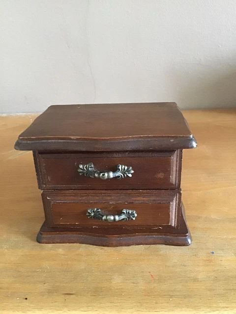 Boîte à Bijoux En Bois En Forme De Chaise - Coffret Vintage - Occasion Bon état