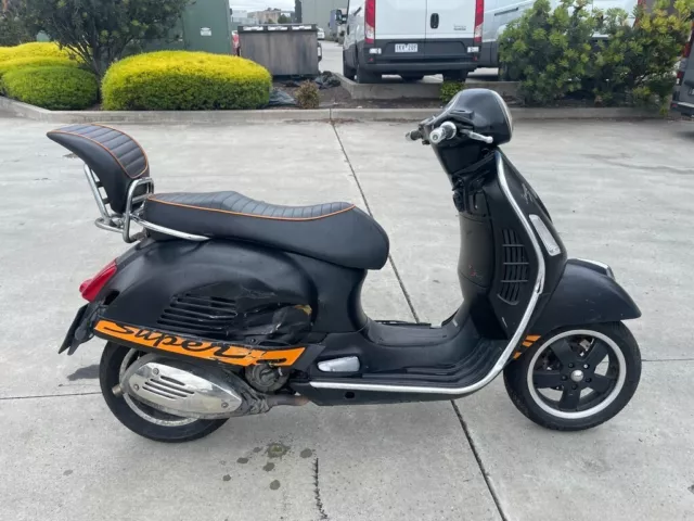Vespa 300 Super Sport 09/2013Mdl 44072Kms Stat Project Make An Offer Vespa 300 Super Sport 09/2013Mdl 44072Kms Stat Project Make An Offer