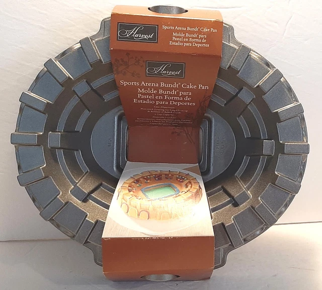 HARVEST FOOTBALL SPORTS Arena Bundt Cake Pan 9 Cup Non Stick Cast