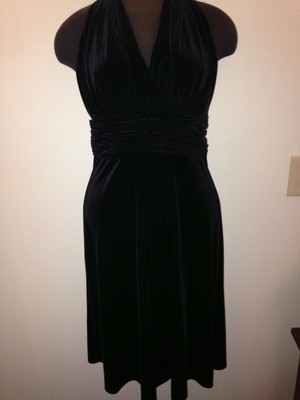 EVAN PICONE Little Black Stretch Velvet Cocktail dress Size 8 - MARILYN MONROE