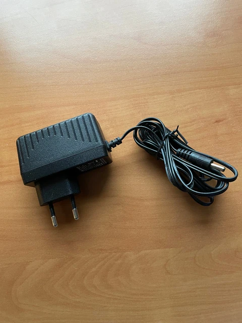 NETZ-STECKER NETZTEIL 230V 9V 400mA AC/DC Steckernetzteil Trafo ...