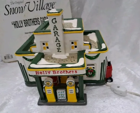 Dept 56 Snow Village "Holly Brothers Garage" Lighted Building-54854
