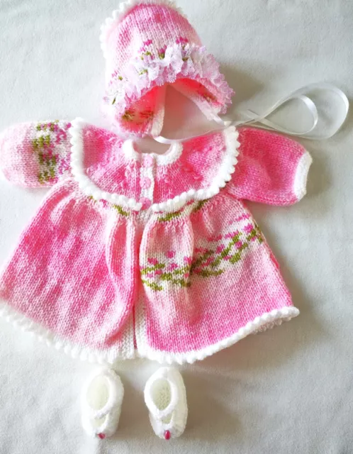 Hand knitted dolls clothes. Fit 18/19" reborn/ baby doll. 4/8lb premature baby.