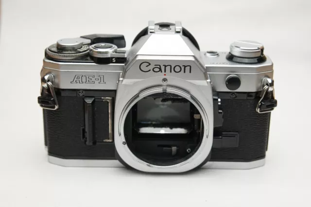 Canon AE-1 Analoge Spiegelreflexkamera 890098