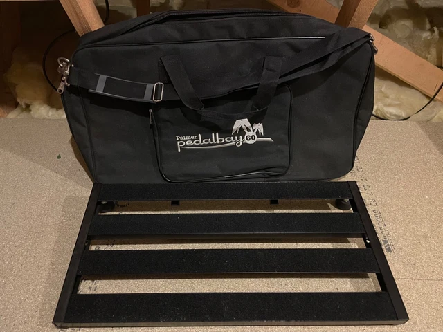 Palmer Pedalbay 60 Guitar / Bass Pedalboard with case and velco