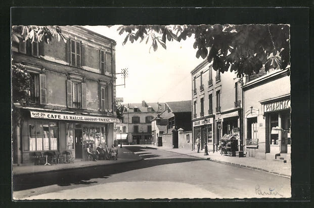 CPA St-Maur, Place du Marché Diderot, Rue Dussault