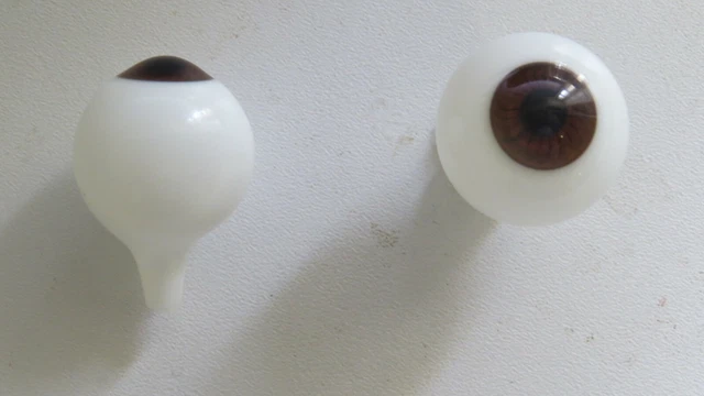 Yeux poupée ancienne Bleu 6 mm Blue mouth blown eyes for antique doll