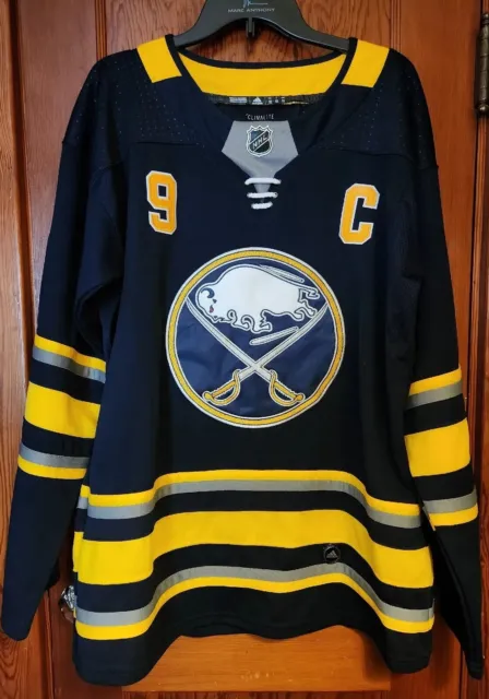 Adidas NHL Calgary Flames Matthew Tkachuk #19 A 2019 WINTER CLASSIC  jersey 52