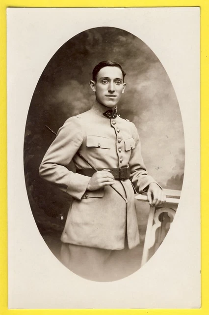cpa Carte Photo MILITAIRE SOLDAT en Uniforme du 74e Régiment Cravache