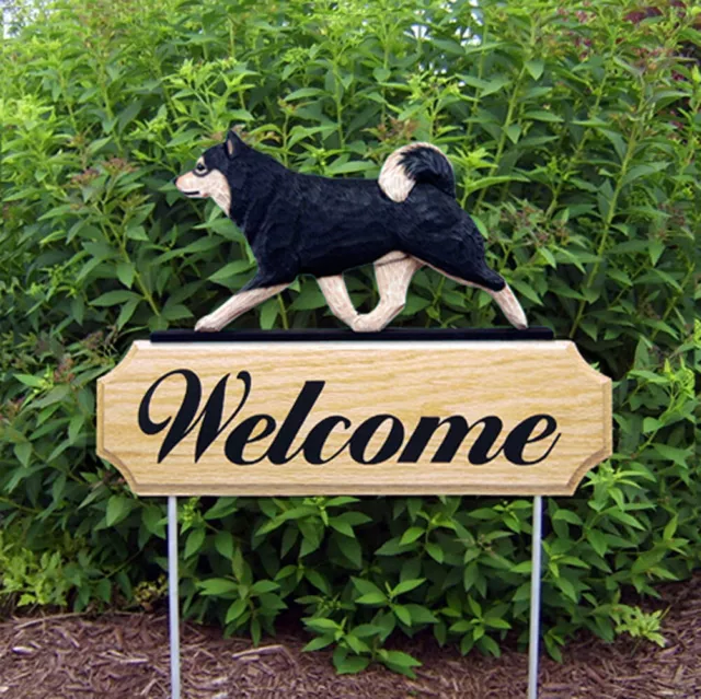 Shiba Inu Wood Welcome Outdoor Sign Black/Tan