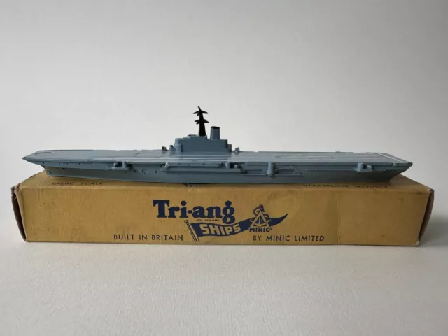 Tri-ang Ships Minic M752 HMS CENTAUR 1:1200 Scale Vintage Collectable Model