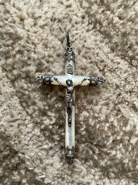 Pendentif Croix Crucifix Ancien - Argent Massif, Bakélite Et Nacre - Bijou Ancien France