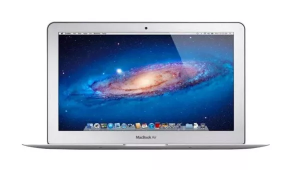 Apple MacBook Air 11“ Intel Core i5 , 120GB, 4GB RAM 1.7GHz mit OVP