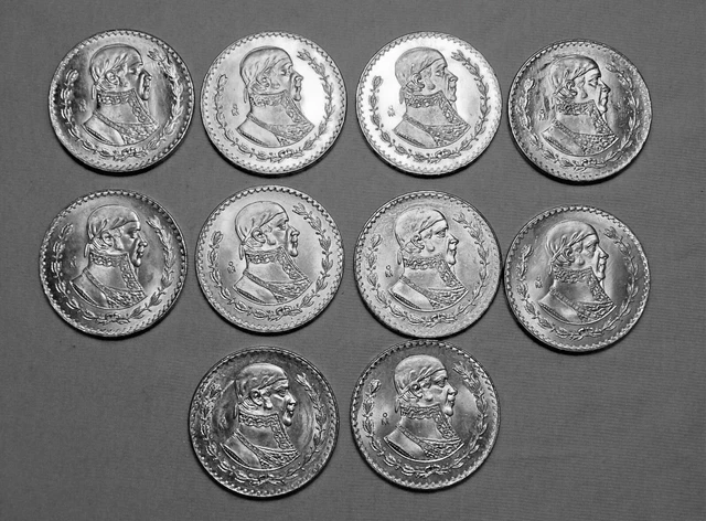 Lot of 10 - 1965 Mexican Un Peso - Silver Coins