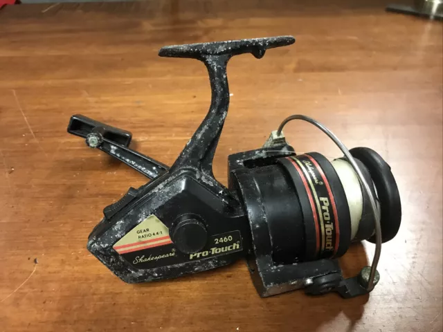 Vintage Eagle Claw 5580 Spinning Fishing Reel Graphite Spool Gear Ratio  4.4:1