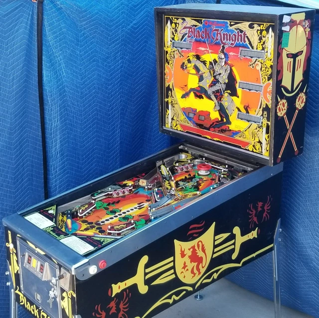 Black Knight Pinball Machine (Williams) 1980