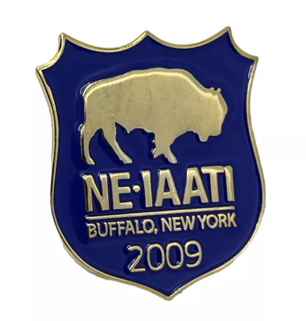 Buffalo NY Auto Theft Pin Investigators IAATI Enamel Lapel Hat Pin