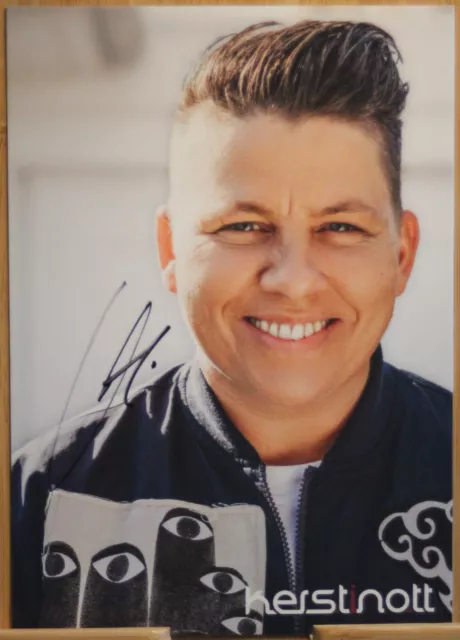 Kerstin Ott Orig Autogramm signiert Musik Schlager die immer lacht - AK