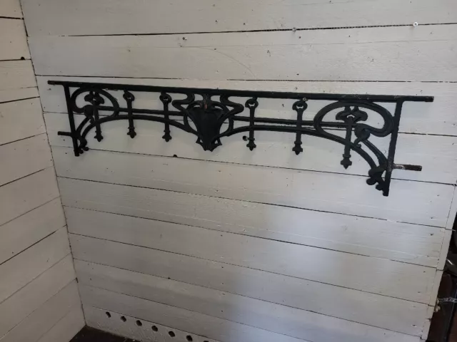 Ancienne Balconnière En Fonte