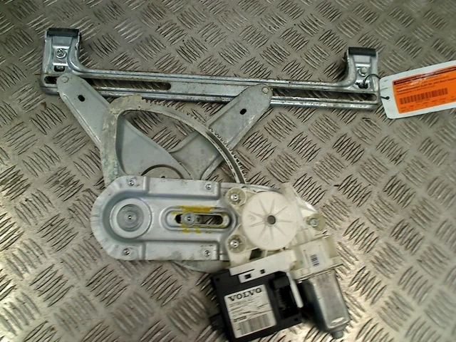 Vis écrou Boulon De Roue Pour Volvo V50 (MW) 2.0 146CH - Pièce Neuve SCC - Référence M1215KEONH
