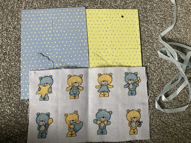 Etiquetas de regalo de punto de cruz completas oso de peluche