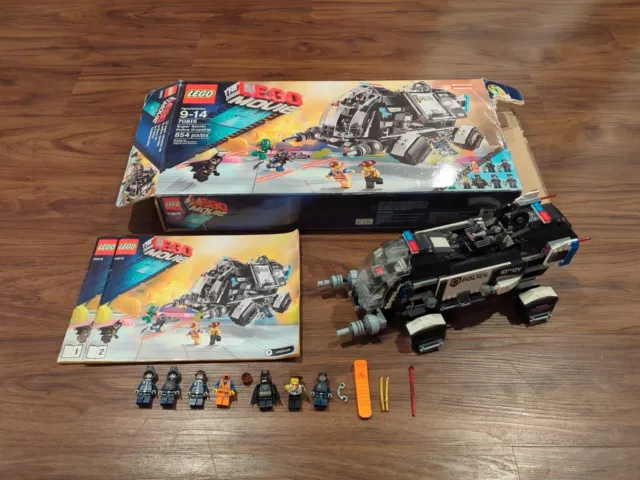 The LEGO Movie Super Secret Police Dropship #70815 Playset Set Figure Book Box