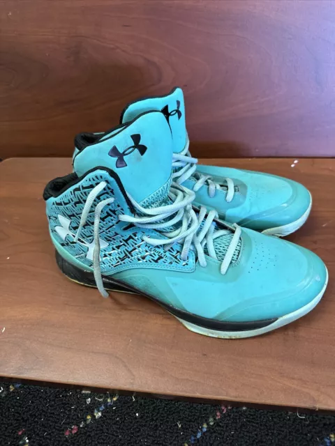UNDER ARMOUR MENS e24 Clutchfit Drive 2 Basketball Shoes 1276456