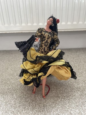 Retro Spanish Flamenco Dancer Doll *VERY GOOD CONDITION* 9.5 Inch Height