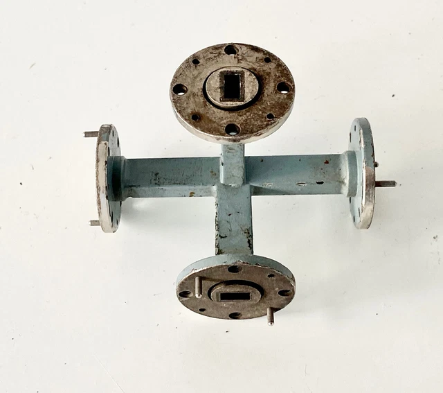 WR28 Guida D' Onda 4 Porta Magico Tee Accoppiatore/Combinare Ku-Bnd