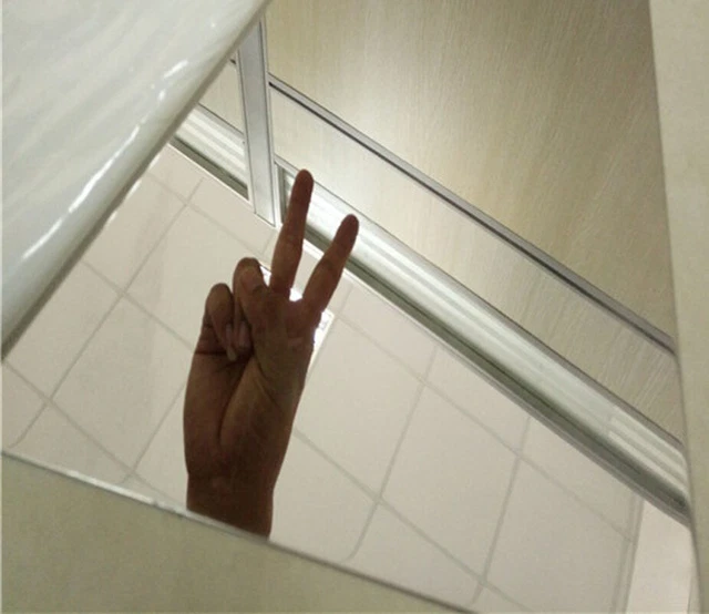 Lamiera forata in acciaio inox (aisi 304) dalle dimensioni di 100x200cm, spessore 2mm, foro ø5mm, passo 8mm a 60 Lamiera forata in acciaio inox (aisi 304) dalle dimensioni di 100x200cm, spessore 2mm, foro ø5mm, passo 8mm a 60