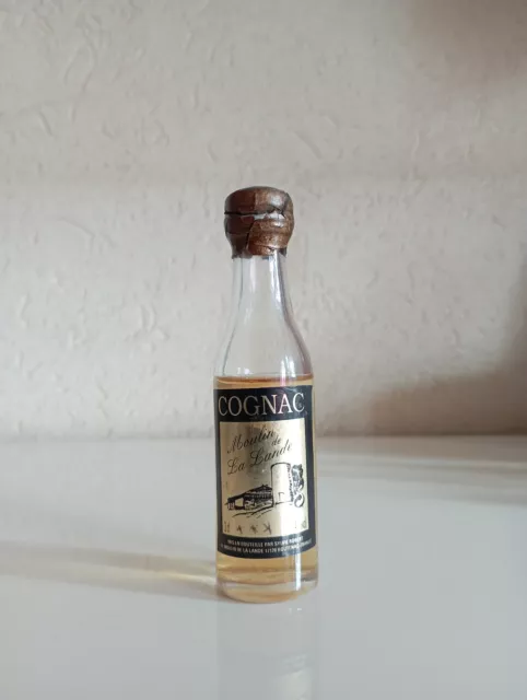 Old mini bottle cognac Moulin de la Lande 3 stars 3cl