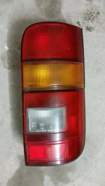 Toyota Hiace Rückleuchte Rechts Baureihe von 1989 bis 1995
