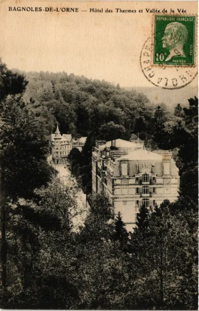 CPA BAGNOLES-de-l'ORNE - Hotel des Thermes et Vallée de la Vée (355114)