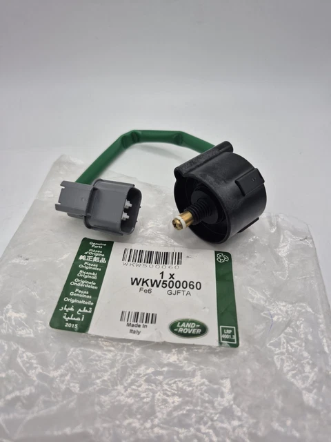 SIPB. Ready Stock For Land Rover For Defender TD5 For Discovery 2 TD5 Diesel Fuel Filter ESR4686