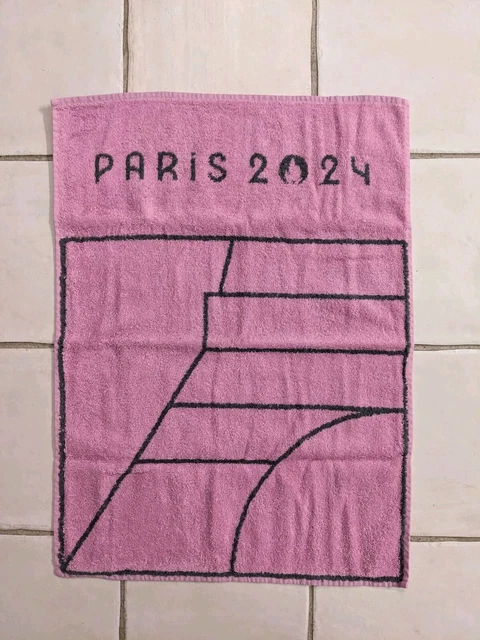 Serviette Officielle Athlètes Jeux Olympiques Paris 2024 – Édition Limitée !