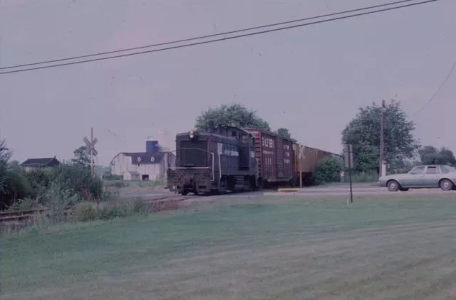 Conrail 9164 NW2 Mifflinburg,PA L&T 35mm Original Kodachrome Slide