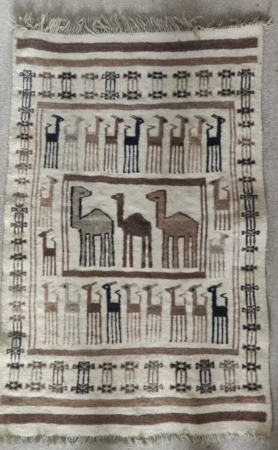Arabischer Teppich aus Libyen gebracht in einen Souk in Tripolis 1970er mit Kamelen etc weiter