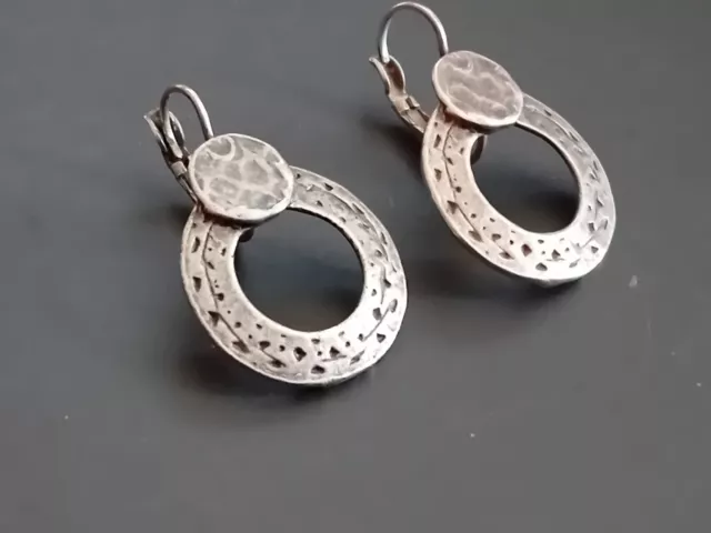 Paire de boucles d'oreilles vintage ENTRE GUILLEMETS - pair of earrings 3