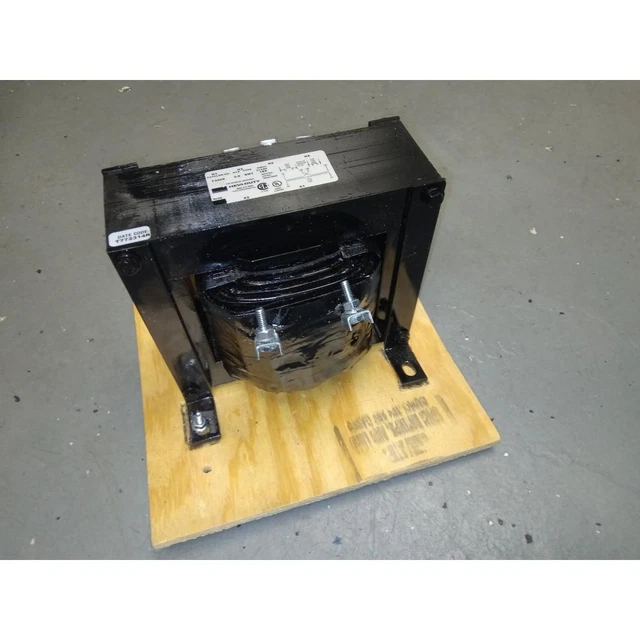 Sola/Hevi-Duty T3000 3000Va Transformer240/480V Primary&120V Secondary50/60Hert