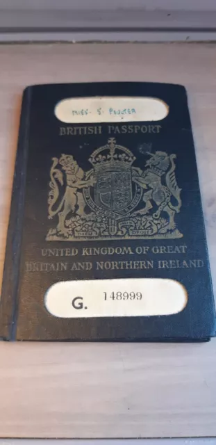 Vintage Cancelled / Expired British Passport c1947