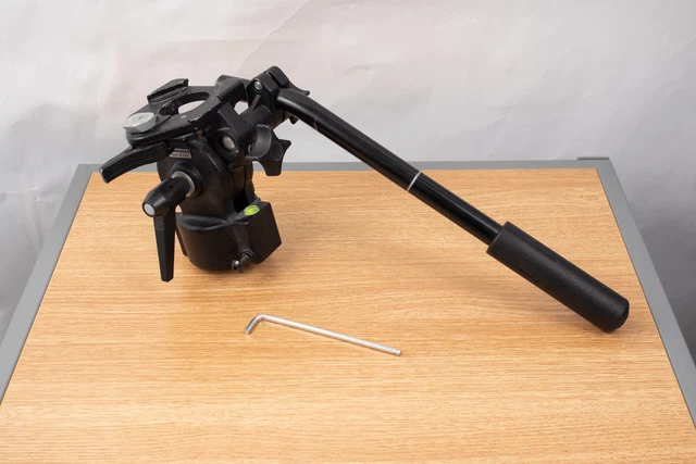 Manfrotto Bogen 3063 Fluid Head Tripod Head - See Details