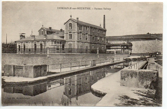 DOMBASLE SUR MEURTHE - Meurthe et Moselle - CPA 54 - les Usines Solvay Bureau