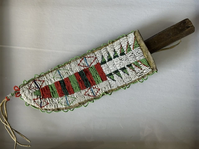 RARE Authentic American Plains Indian Beaded Knife Sheath 1800s Sioux Lakota RARE Authentic American Plains Indian Beaded Knife Sheath 1800s Sioux Lakota