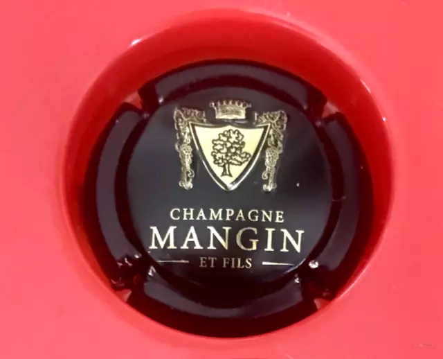 Capsule Champagne MANGIN et Fils - N°12, Estampée noir et or