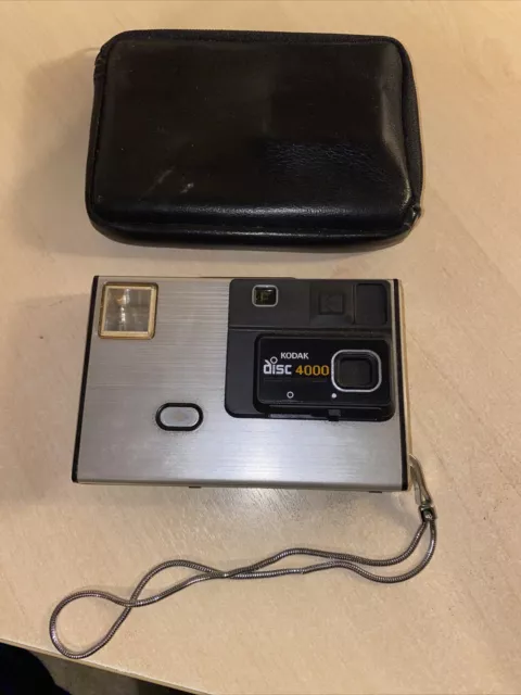 Vintage Kodak Disc 4000 camera with case