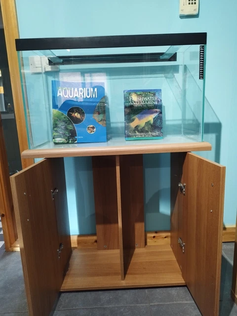 Fish Tank/Aquarium with Stand 3