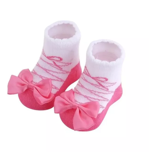 Baby Mädchen festliche Socken Neu Gr. 6-12 Monate