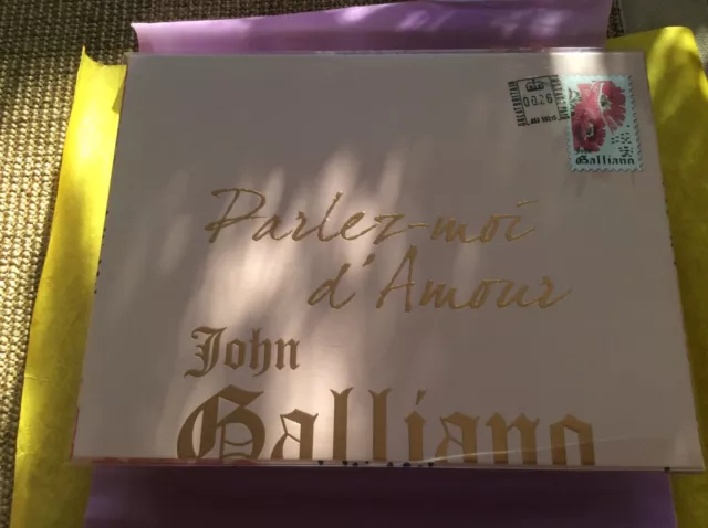 John Galliano Parlez-moi d'Amour  (coffret Edp50ml + Lait125ml) sous cellophane